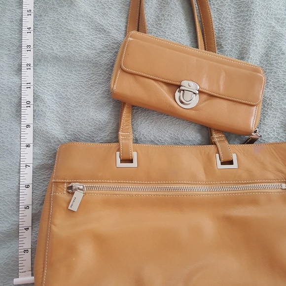 Perlina tan leather bag/tote & Wallet - Picture 2 of 7
